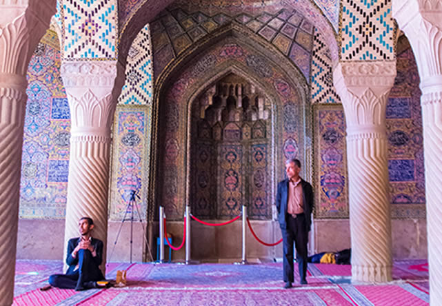 Viajes a IRÁN: UN VIAJE A TRAVÉS DE LA HISTORIA PERSA 2026 en español | Agencia de Viajes Festival