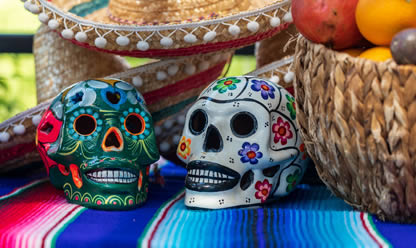 Viajes a ALUMBRADA EN MIXQUIC DIA DE MUERTOS 2024 en español | Agencia de Viajes Festival