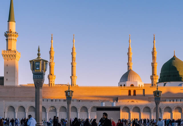 Foto del viaje a arabia en Español 2026-2027