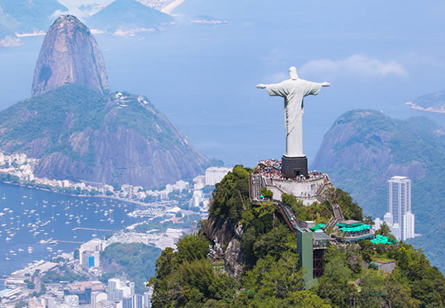 foto del viaje a brasil en español 2024-2025